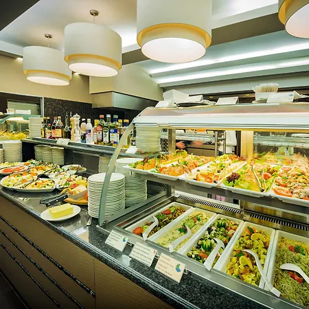 Europa Fit 酒店